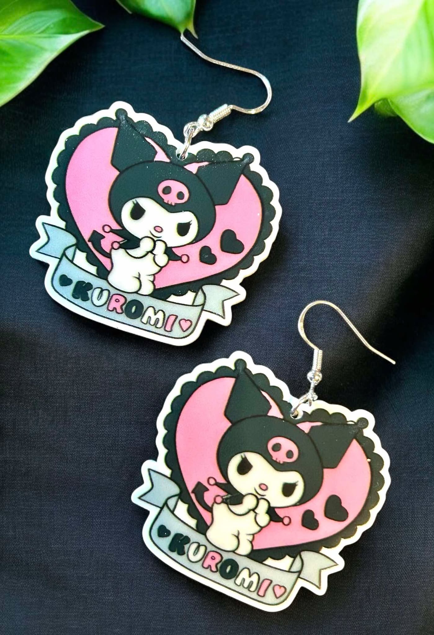 HK Kur Flatback - Novelty Earring