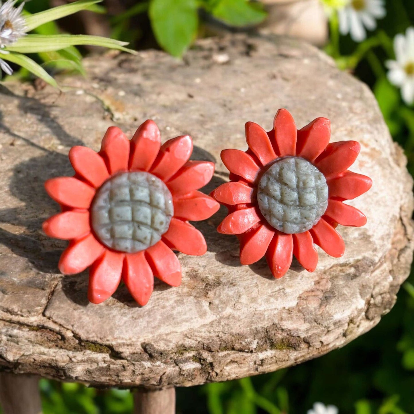 Clay Earring - Coral/Grey Sunflower