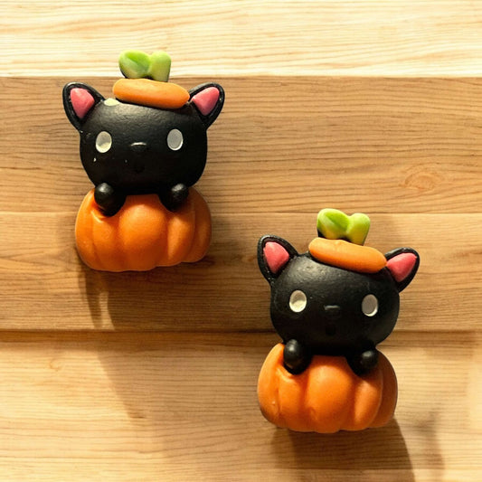 Pumpkin Cat Stud - Novelty Earring