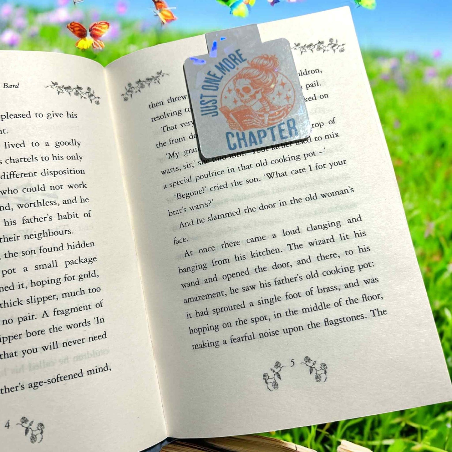 Magnetic Bookmark - One More Chapter Skull