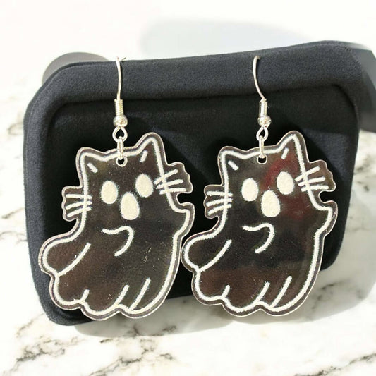 Wavy Ghost Cat - Novelty Earring
