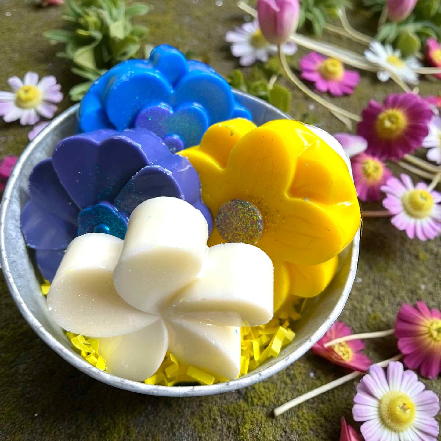 Decorative Wax Container - Paradise Petals