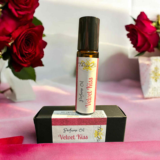 Velvet Kiss - Roll-On Perfume Oil